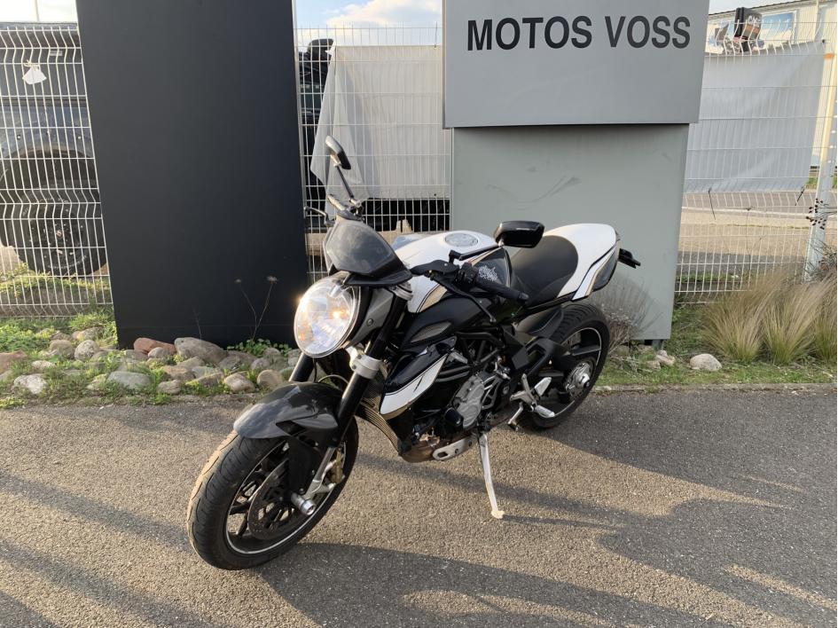 MV AGUSTA BRUTALE 800