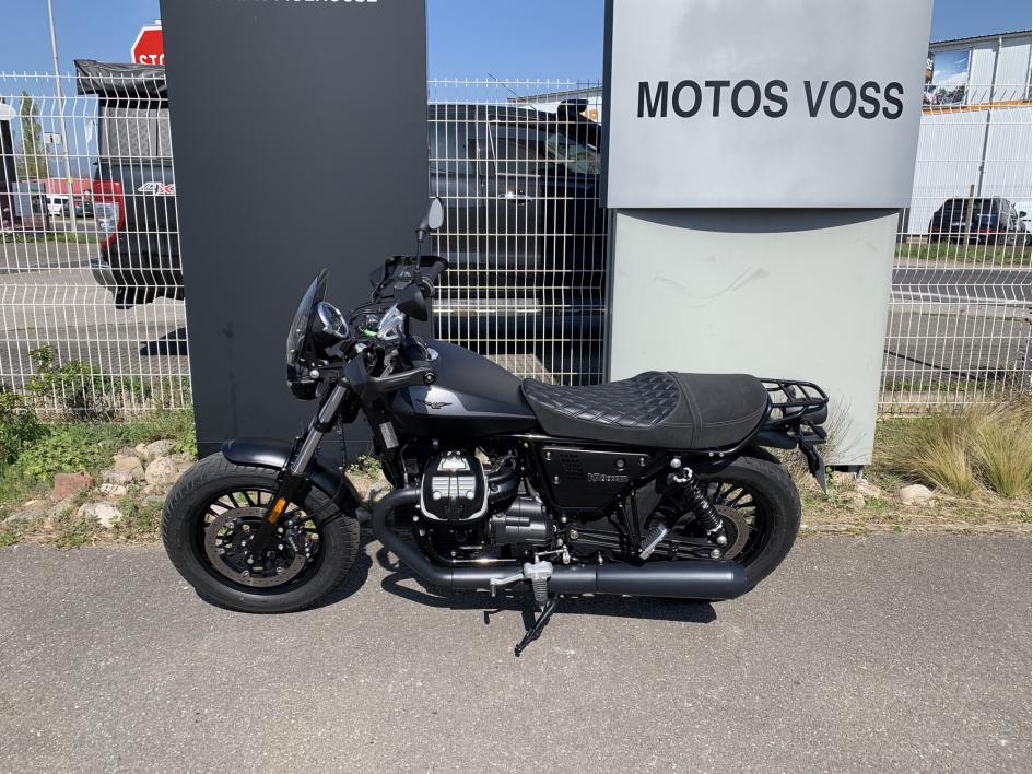 MOTO GUZZI V9 BOBBER