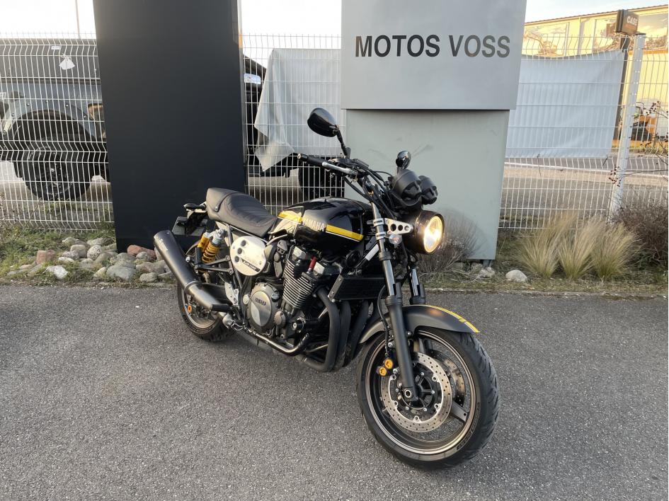 YAMAHA XJR 1300