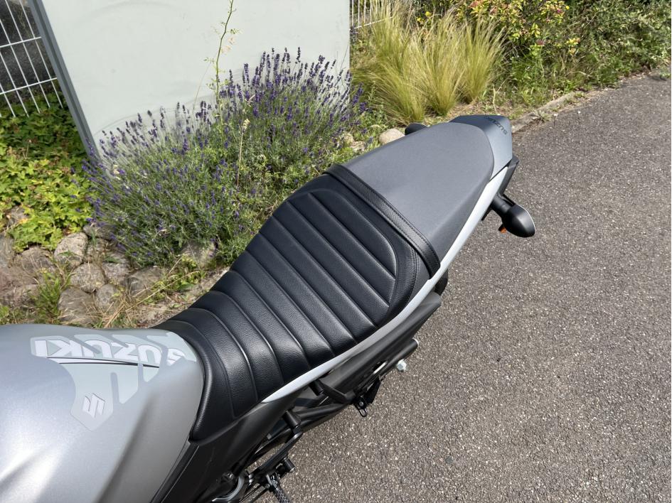 SUZUKI SV 650 X