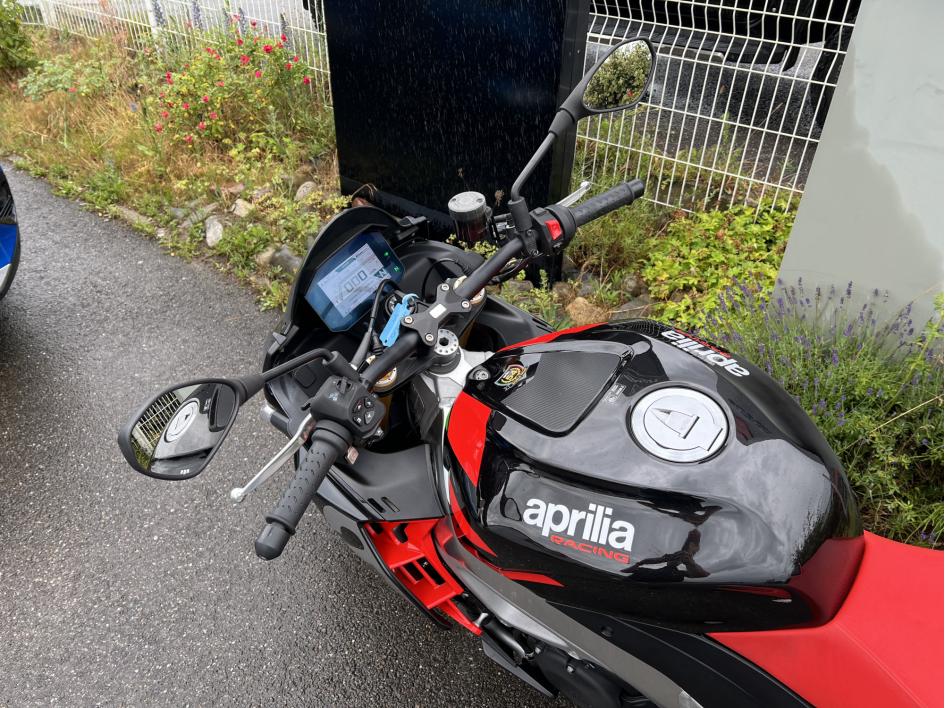 APRILIA TUONO 1100 V4 FACTORY