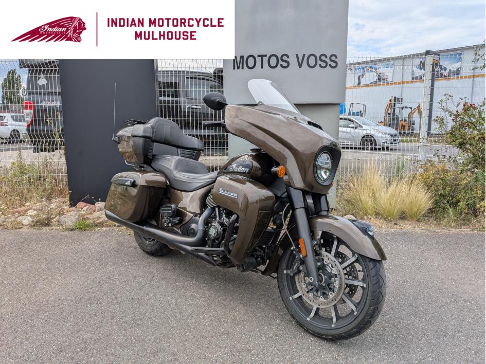INDIAN ROADMASTER DARK HORSE 1890 1ERE MAIN