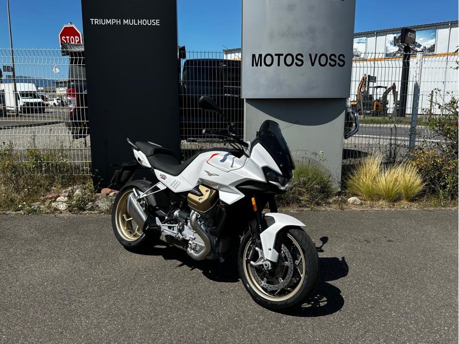 MOTO GUZZI V100  MANDELLO