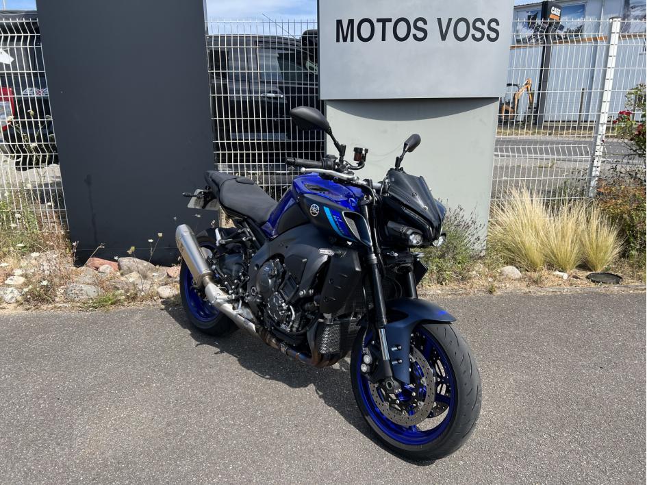 YAMAHA MT-10