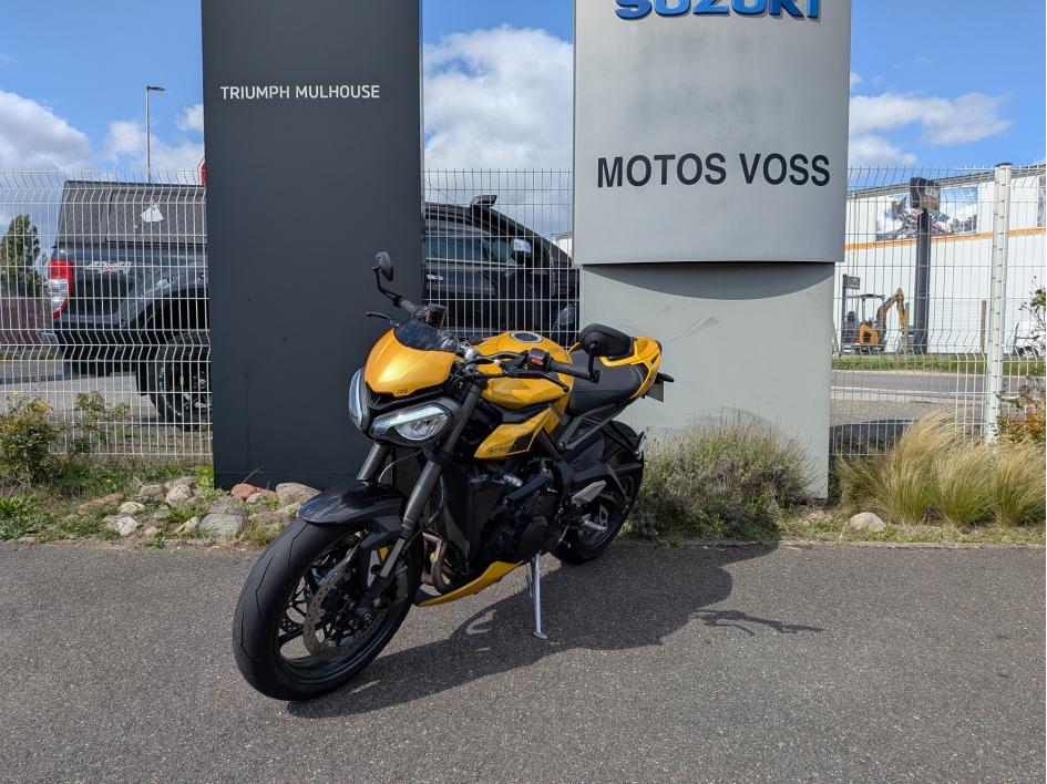 TRIUMPH STREET TRIPLE 765 RS