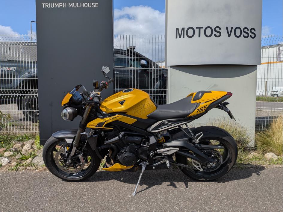 TRIUMPH STREET TRIPLE 765 RS