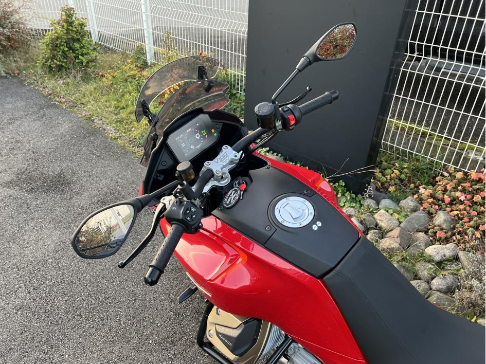 MOTO GUZZI V100  MANDELLO