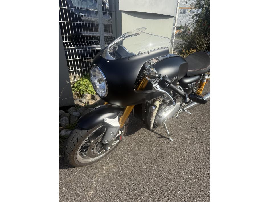 TRIUMPH THRUXTON 1200 R