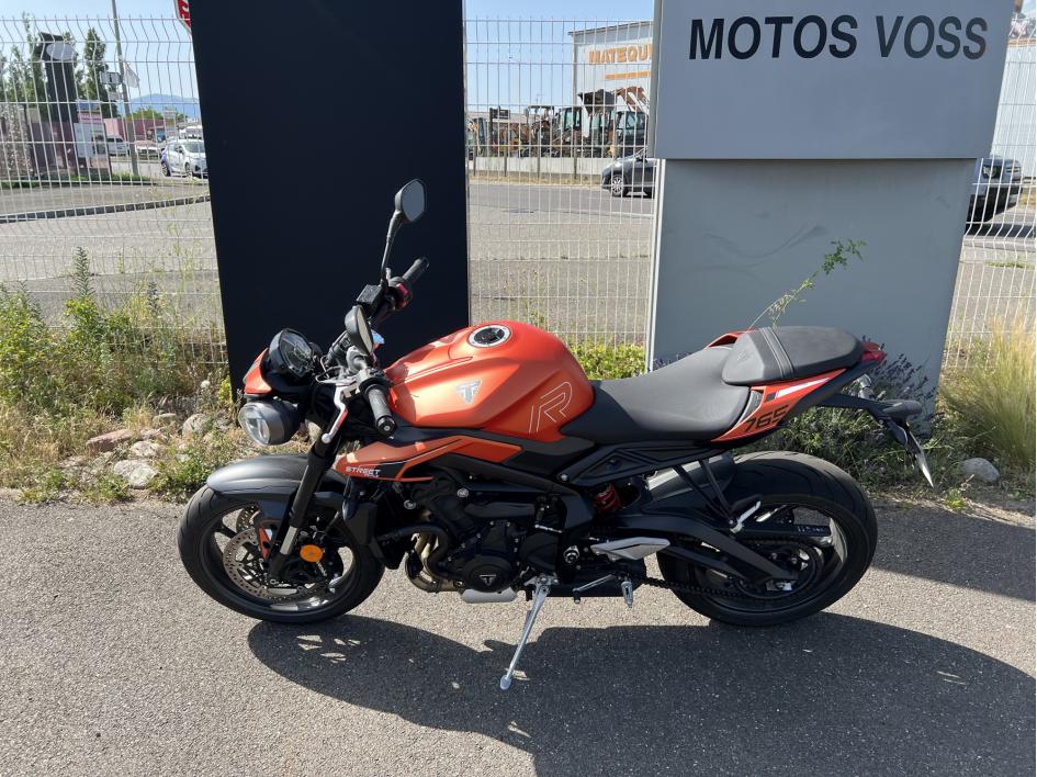TRIUMPH STREET TRIPLE 765 R A2