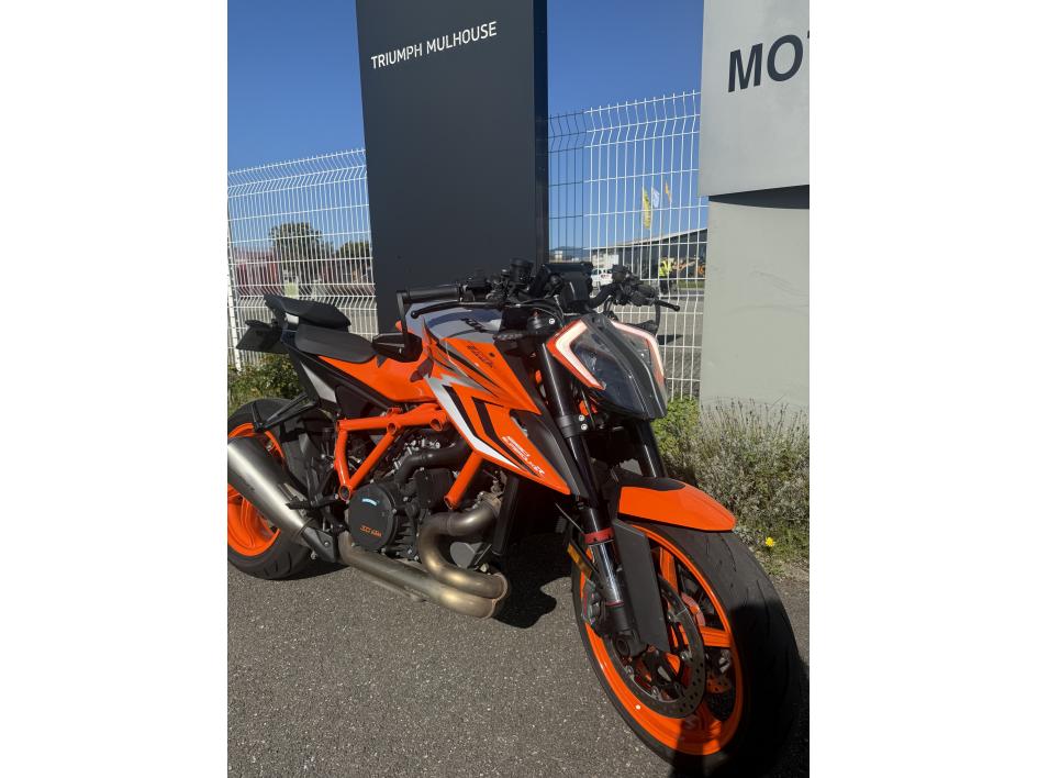 KTM 1290 SUPER DUKE R
