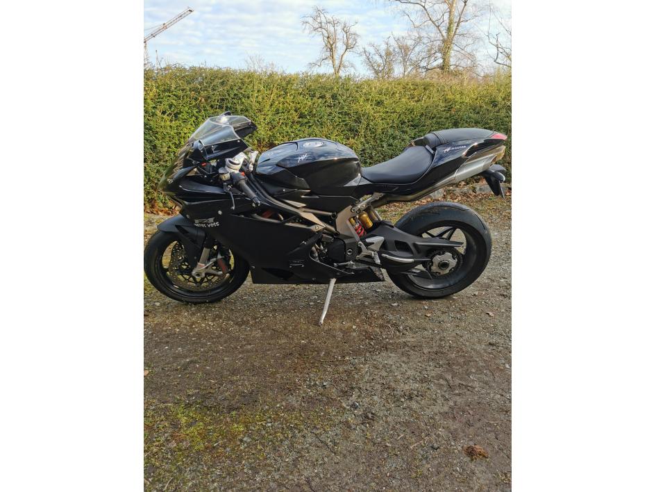 MV AGUSTA F4