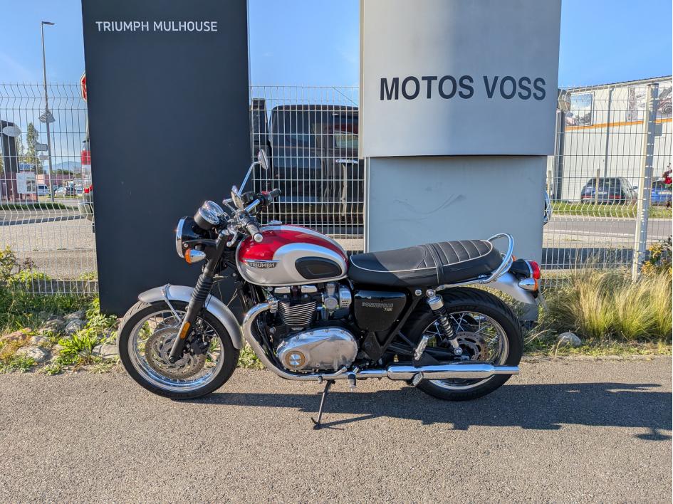 TRIUMPH BONNEVILLE T120
