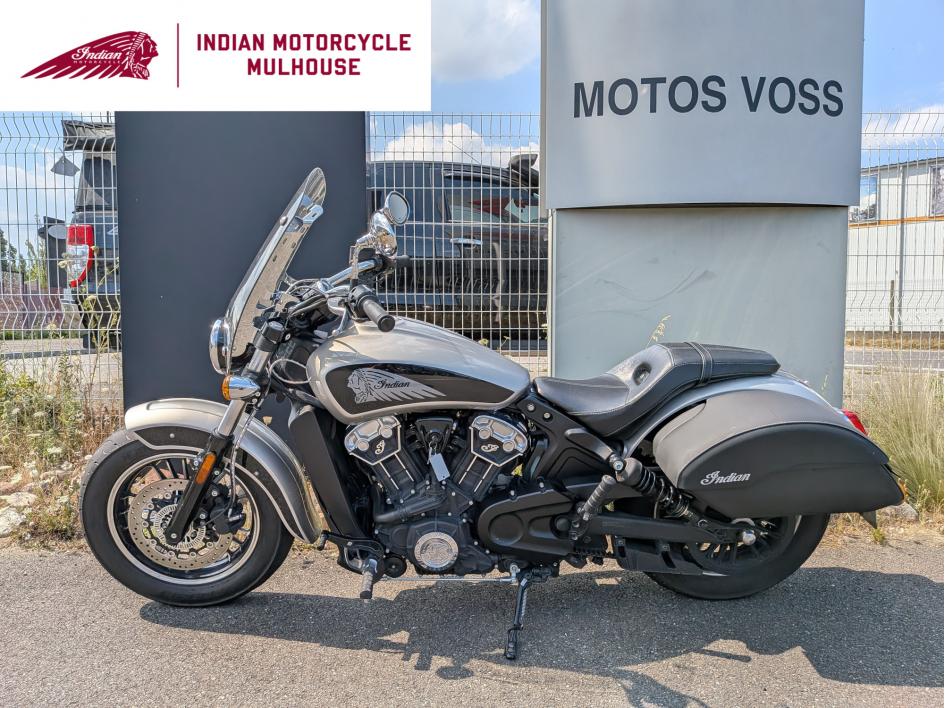 INDIAN SCOUT 1200 1ERE MAIN