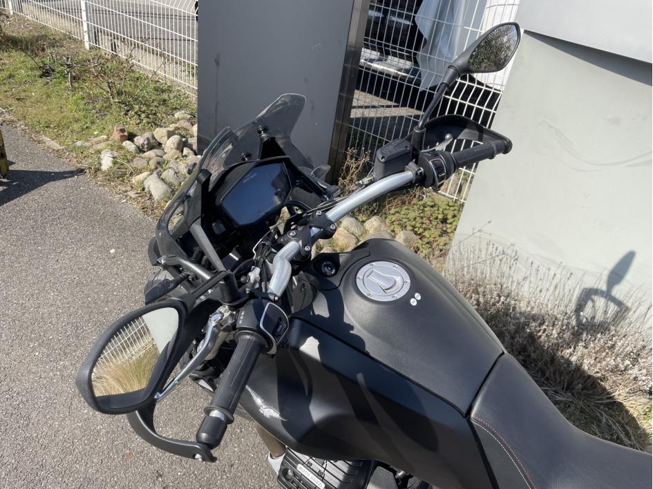 MOTO GUZZI V85 TT 850