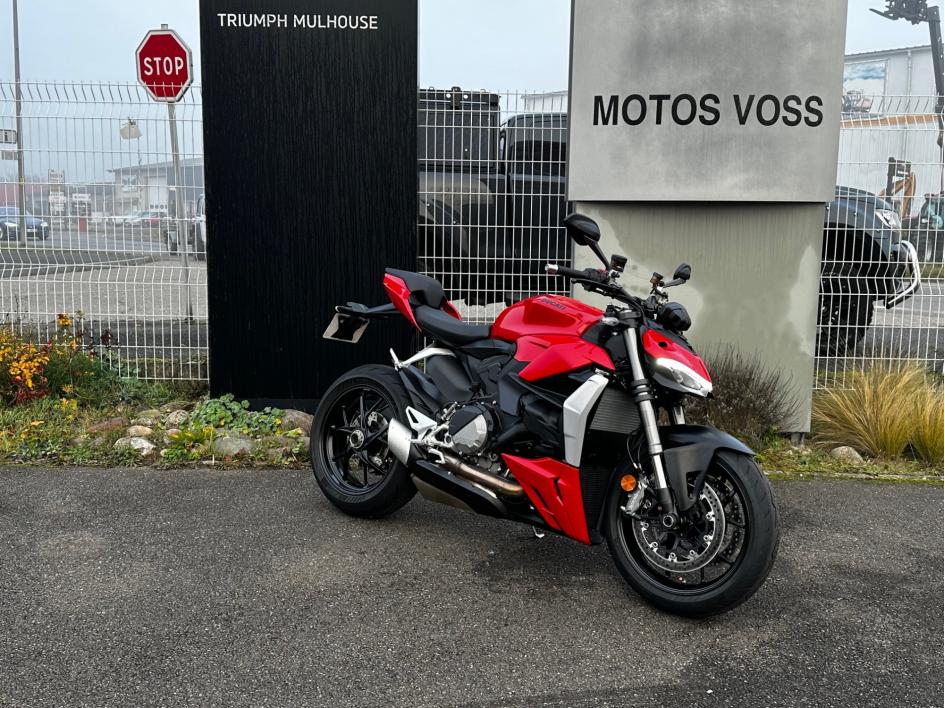 DUCATI Streetfighter V2