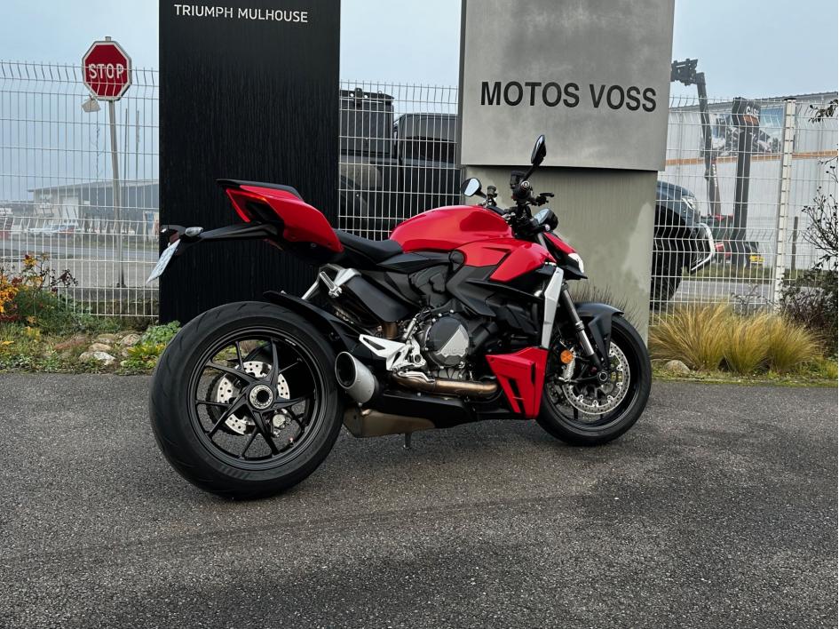 DUCATI Streetfighter V2