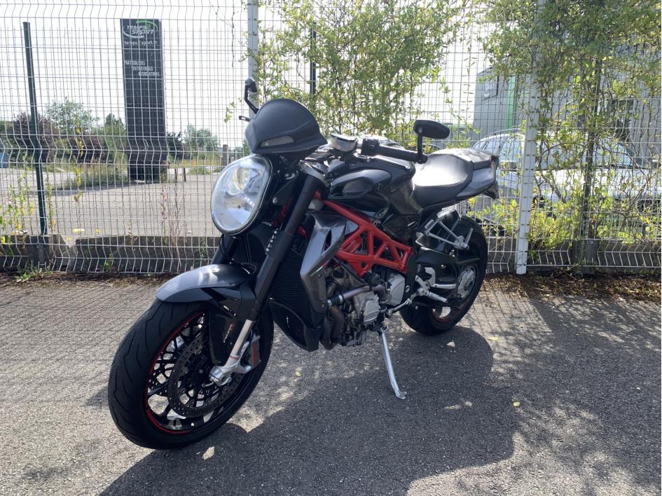 MV AGUSTA BRUTALE 1090 RR