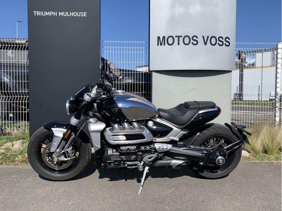 TRIUMPH ROCKET 3 R 1ERE MAIN
